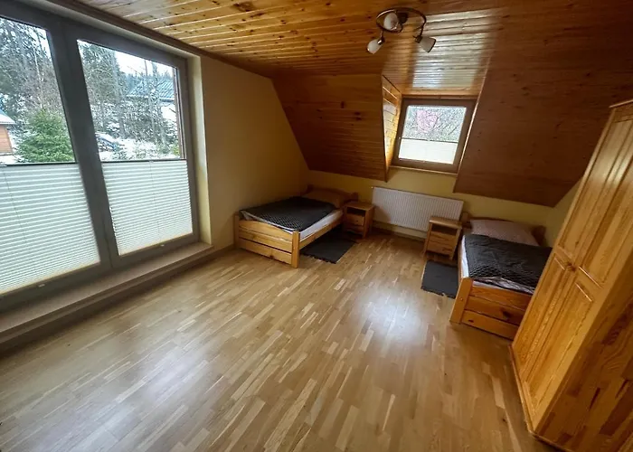 Diana Domek alpejski *